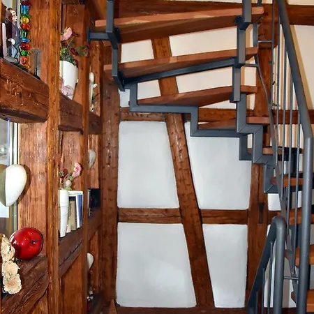 Finster Apartment *