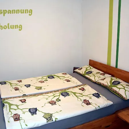 Apartment Finster *